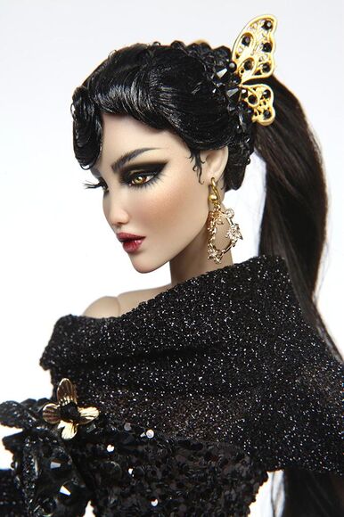 OOAK Golden Whisper